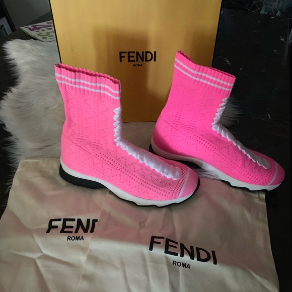 Fendi - Picture 2 of 3